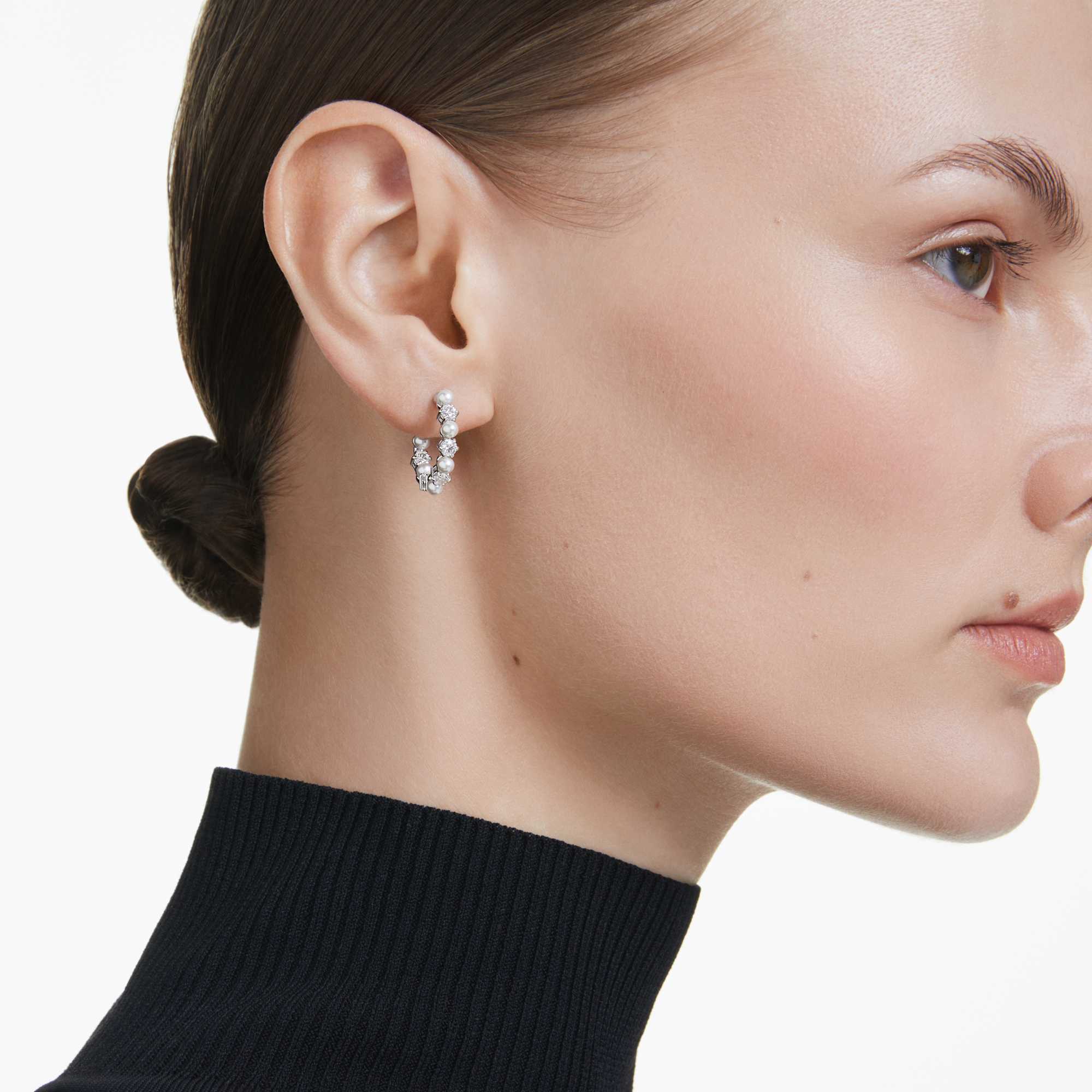 matrix-hoop-earrings-crystal-pearl-round-cut-white-rhodium-plated-swarovski-5709256