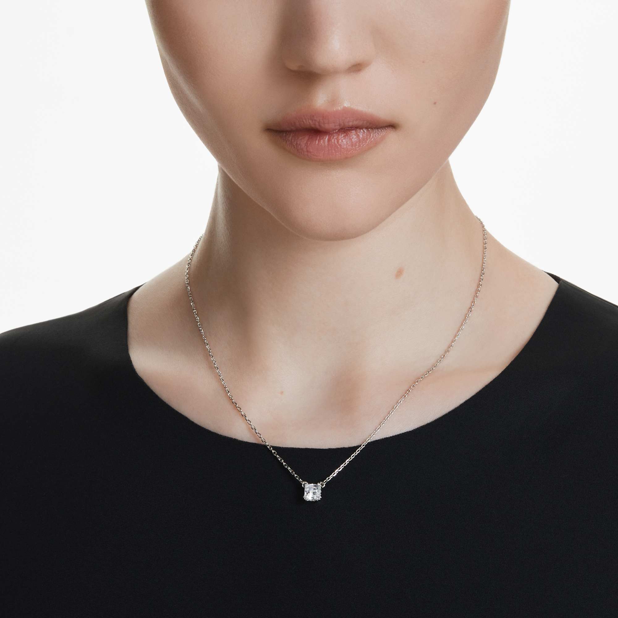 stilla-attract-pendant-square-cut-white-rhodium-plated-swarovski-5701903