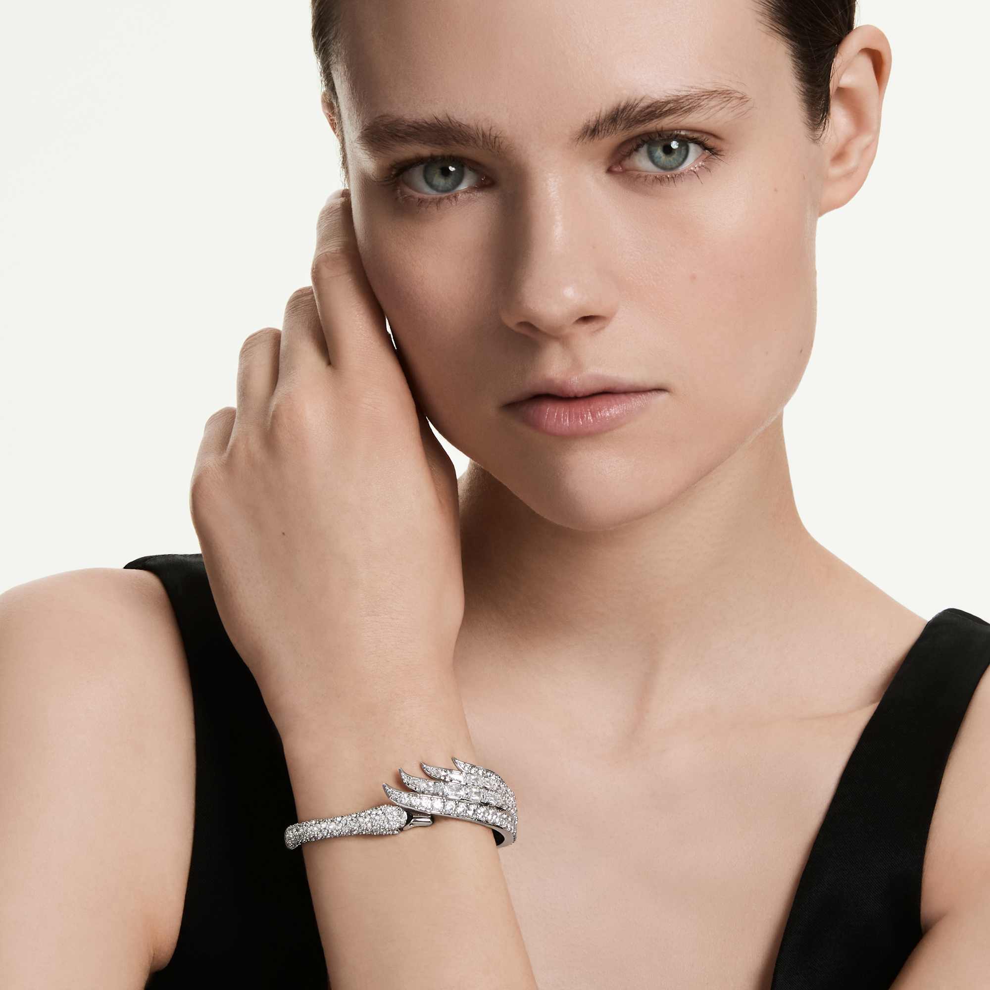 vienna-bangle-mixed-cuts-swan-white-rhodium-plated-swarovski-5749066